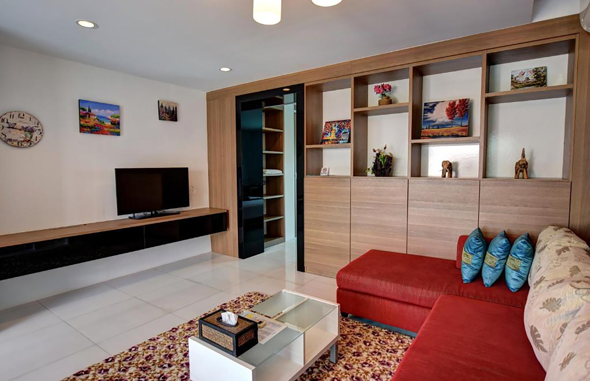 pool-access 89 -rawai-hote